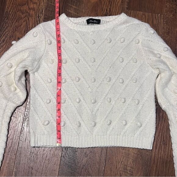 Anna Grace Cream Knobby sweater small - Picture 3 of 7